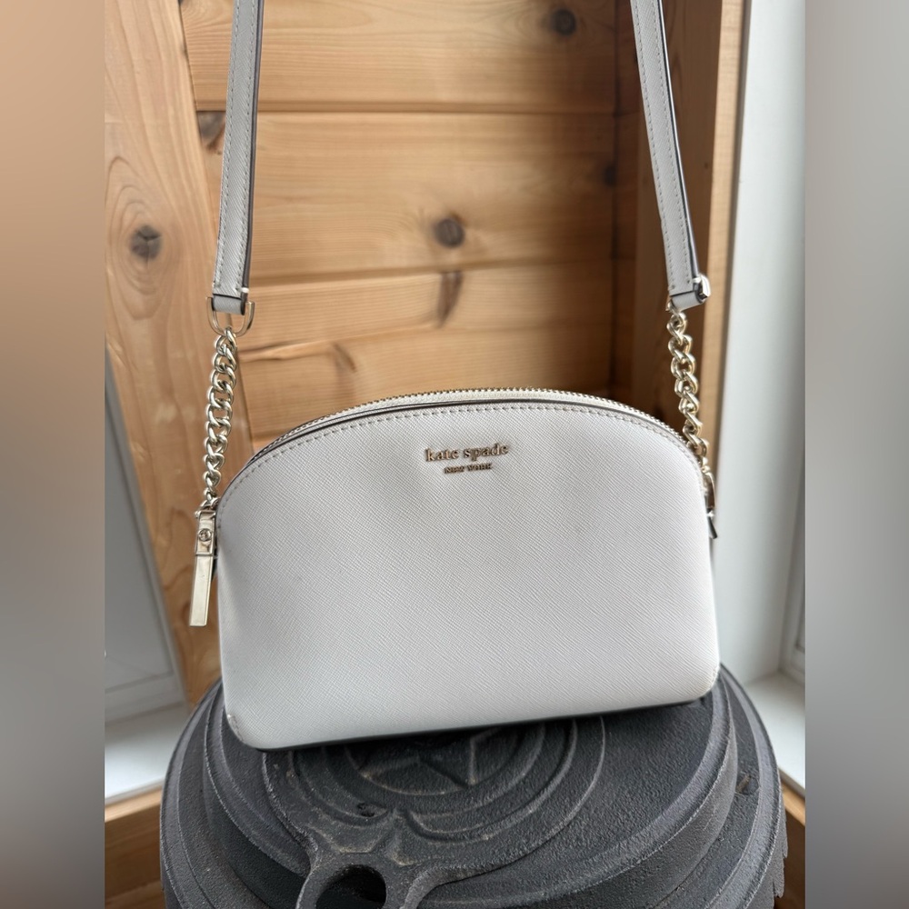 Kate Spade New York Cameron Hilli Saffiano Leather Crossbody Bag White/Gold - Picture 9 of 10